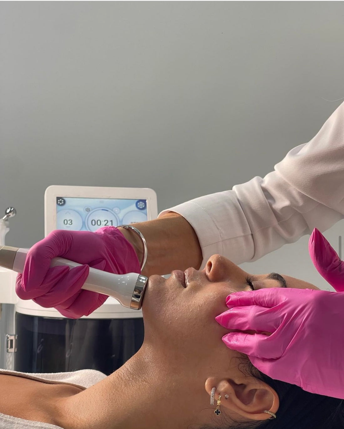 AquaPure HydroFacial